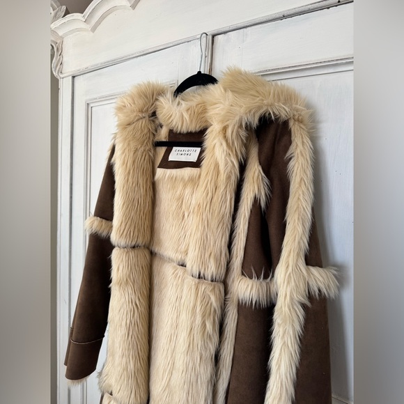 Charlotte Simone Tilly Coat - Picture 9 of 10